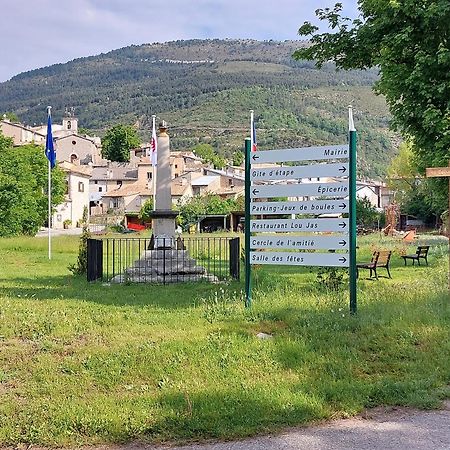 La Fischaumiere Bed & Breakfast Soleilhas Екстериор снимка
