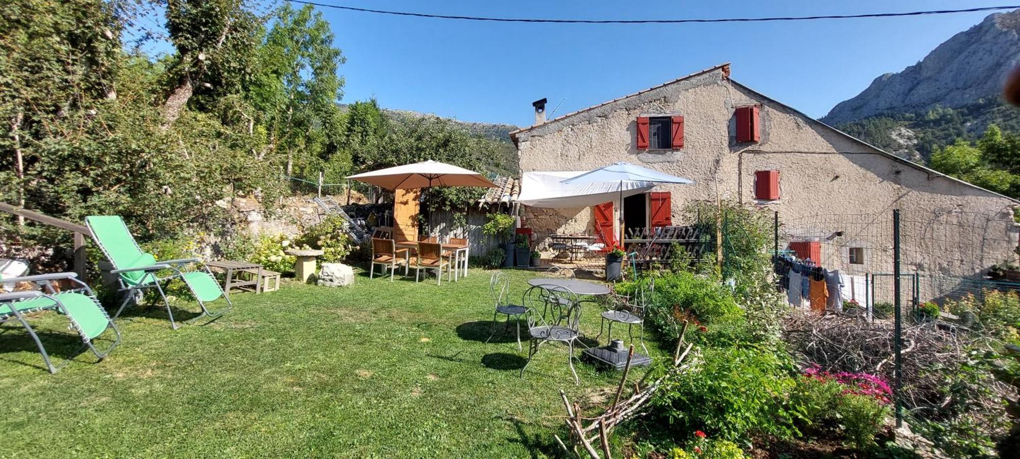 La Fischaumiere Bed & Breakfast Soleilhas Екстериор снимка