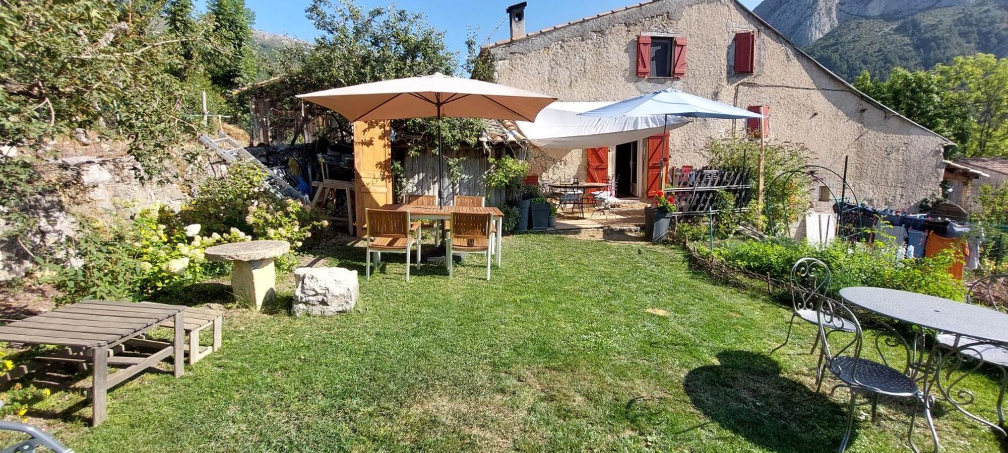 La Fischaumiere Bed & Breakfast Soleilhas Екстериор снимка